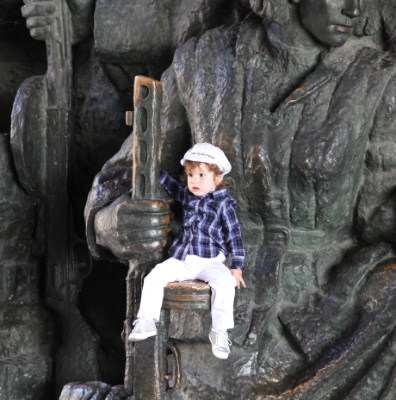 boy at war museum in Kyiv